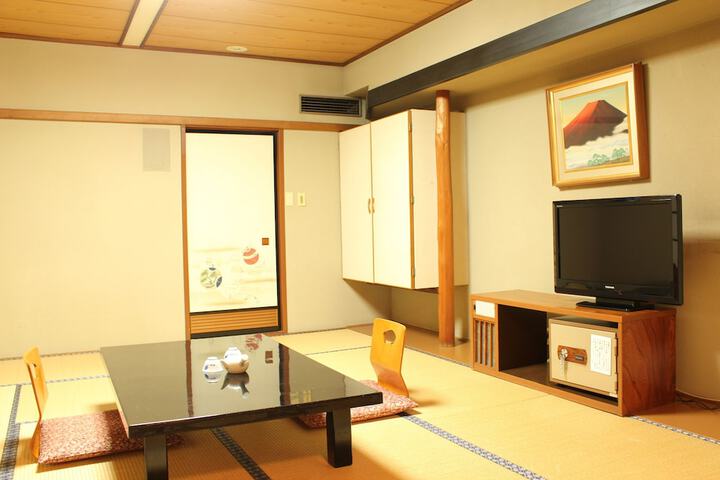 Room 18 of 55