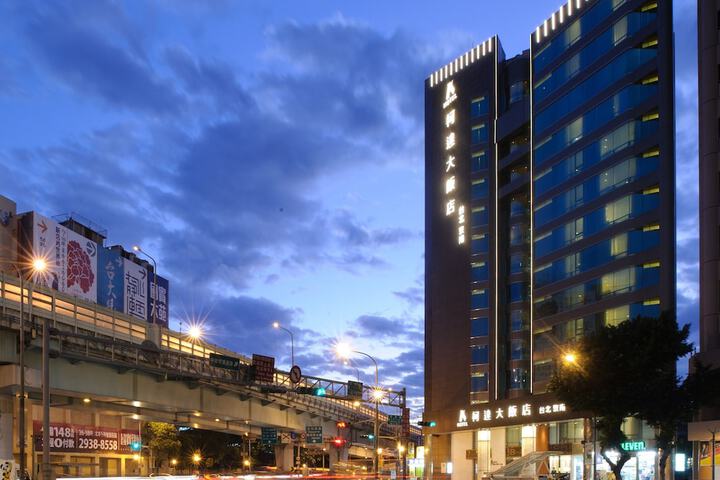 Hotel 46 of 58