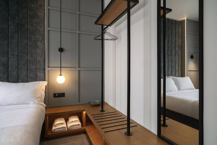 Room 18 of 56