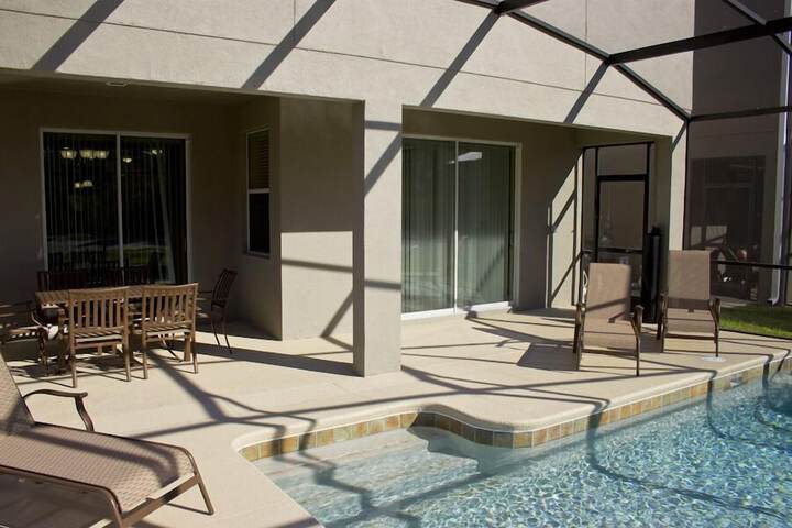 Sundeck 26 of 26