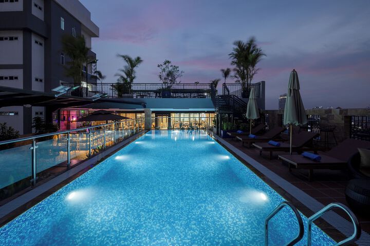 Pool 37 of 39