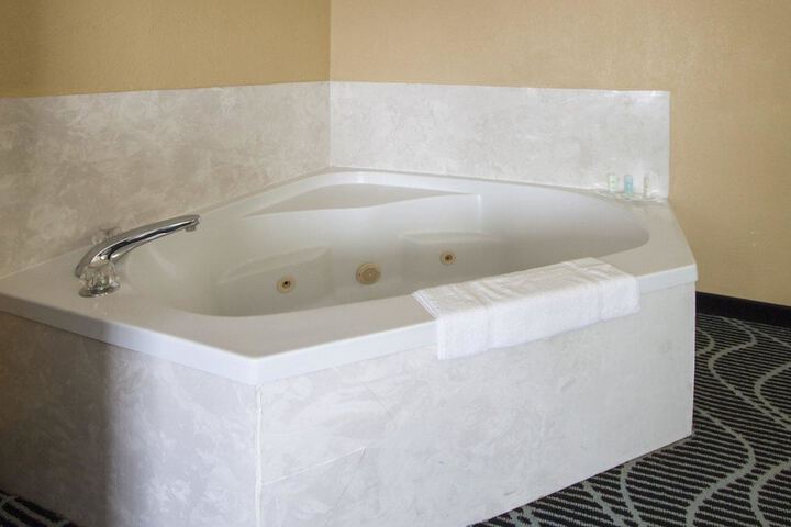 Photo 24