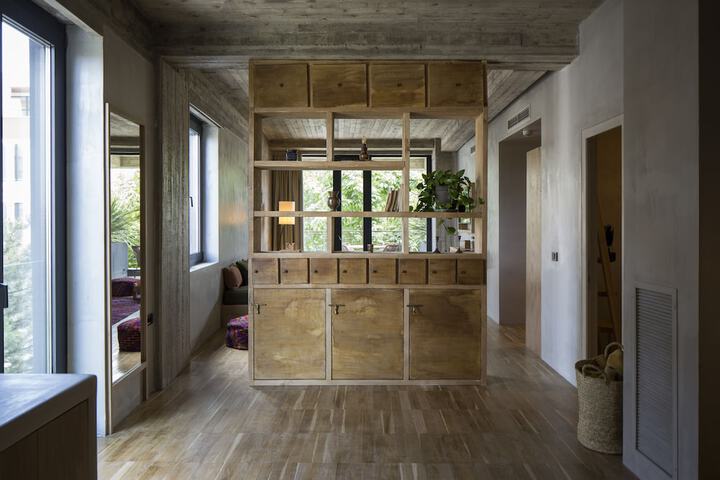 Room 3 of 48