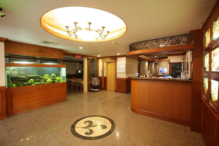 Hotel Interior 5 of 27