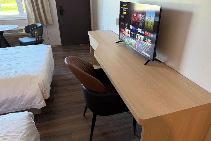 Room 13 of 25