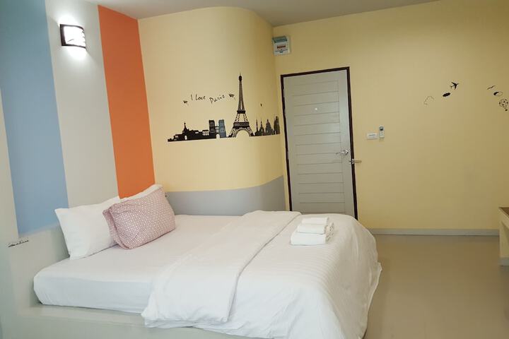 Room 29 of 92