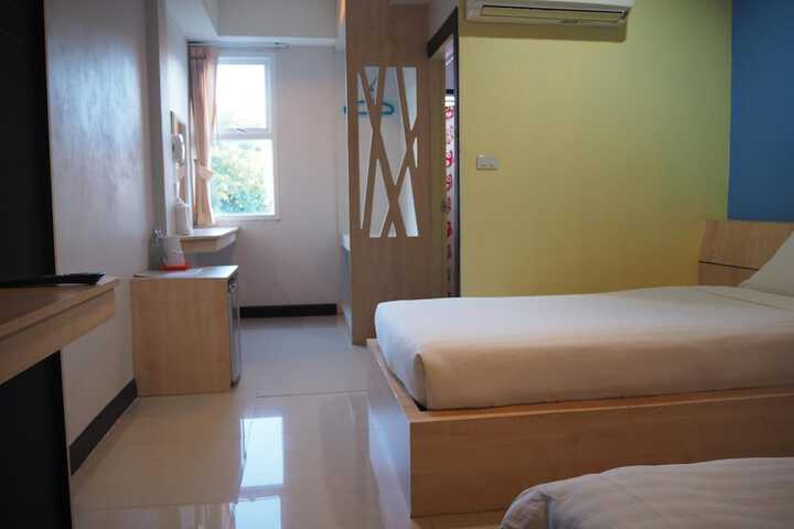 Room 38 of 65