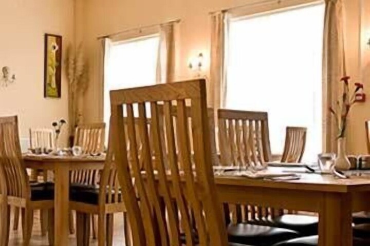 Dining 10 of 14