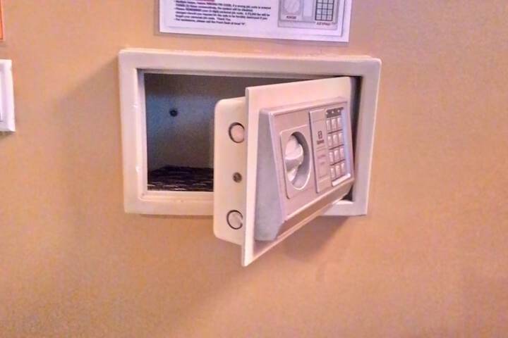 Room amenity