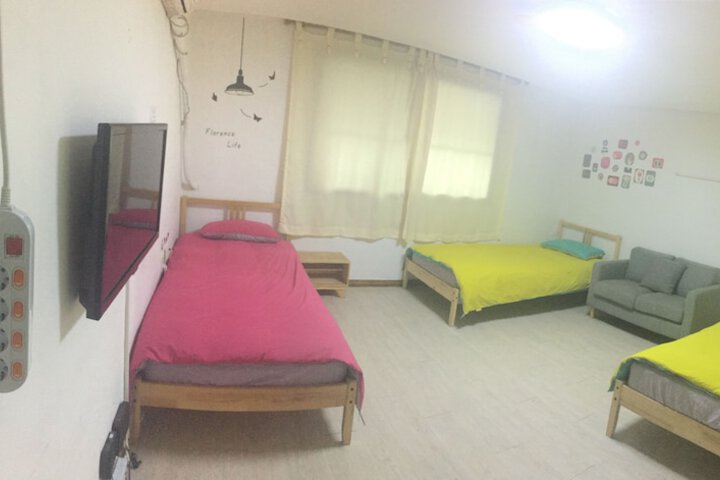 Room 19 of 47