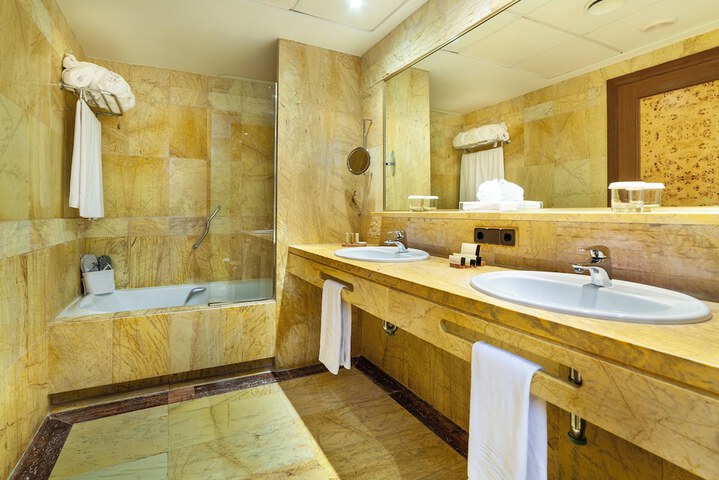 Bath Photo