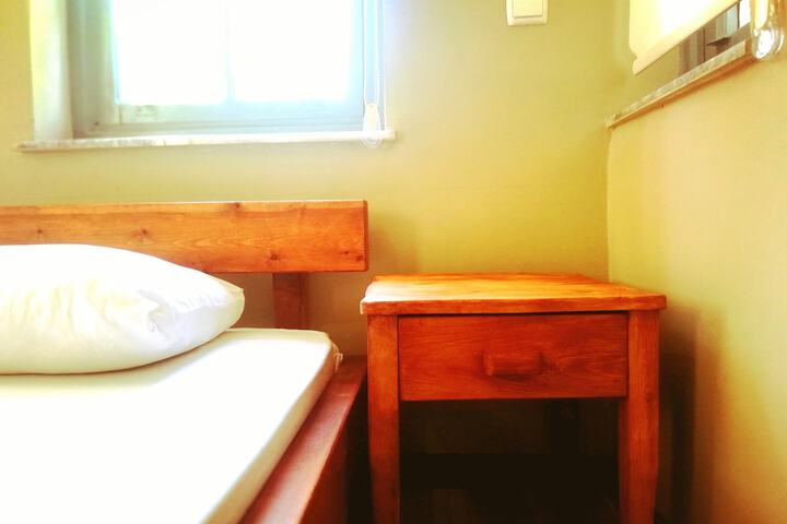 Room 4 of 14