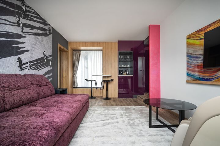 Room 65 of 135