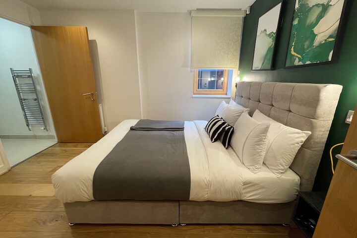 Room 61 of 296