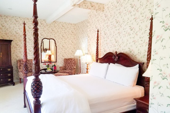 Room 41 of 114