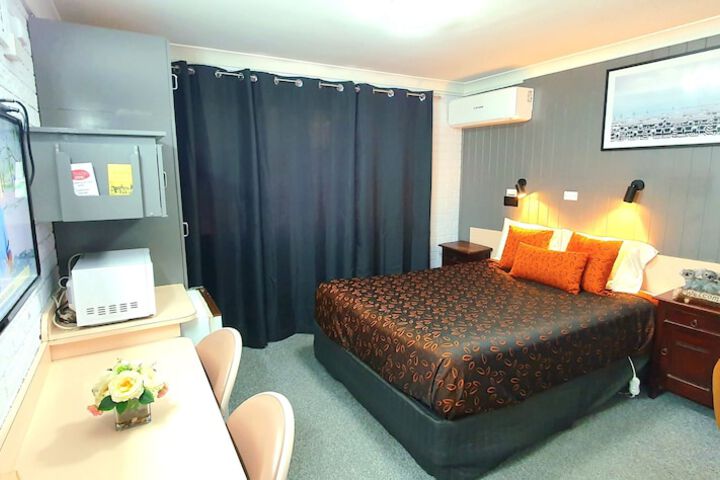 Room 20 of 44