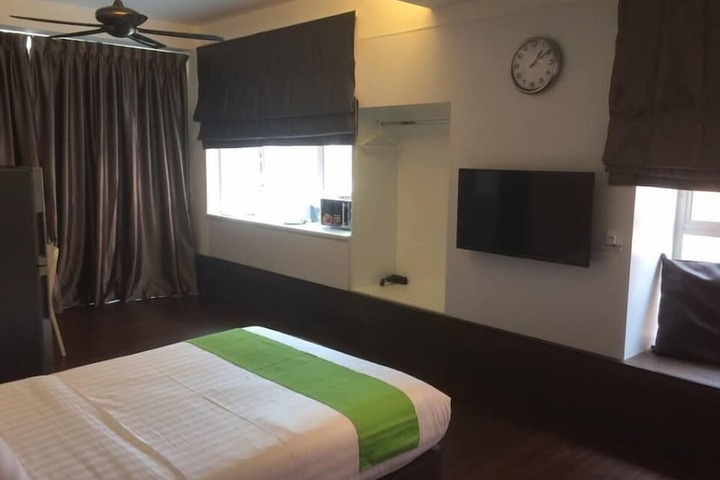 Room 20 of 53