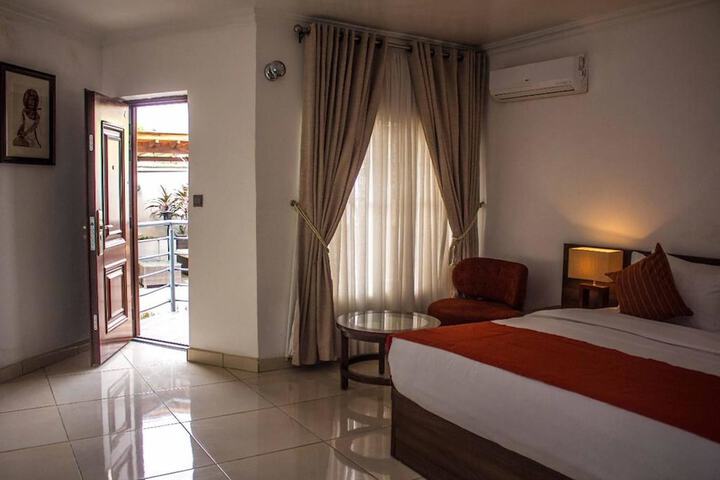 Room 15 of 44