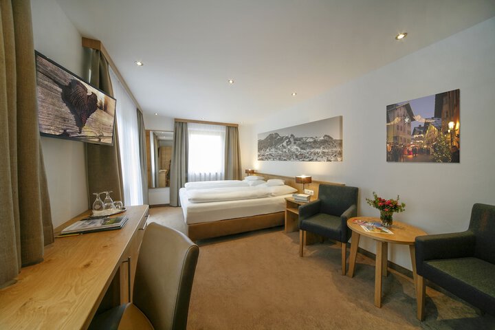 Room 6 of 41