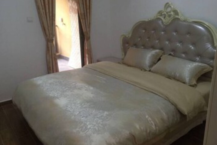 Room 19 of 54