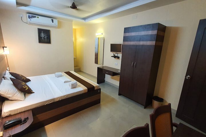 Room 19 of 50