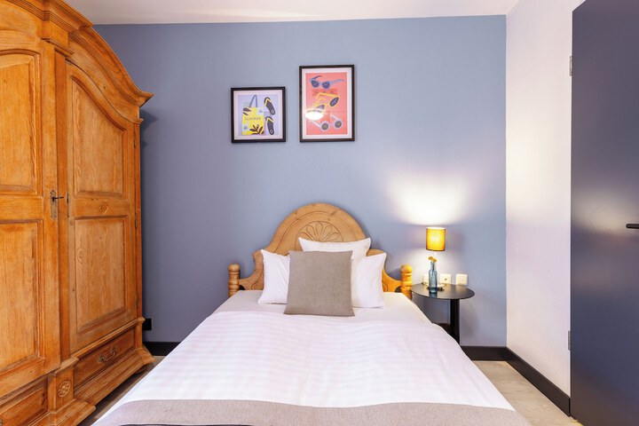 Room 22 of 178