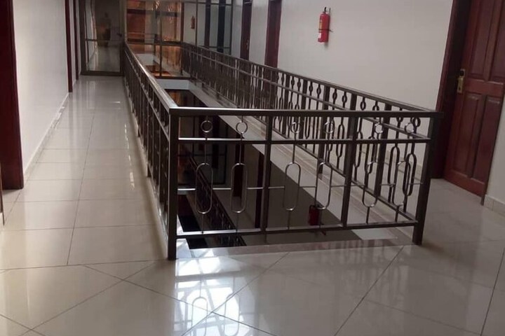 Ballroom/Hall 40 of 49