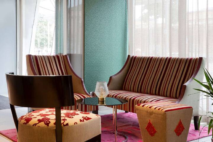 Hotel Interior 4 of 52