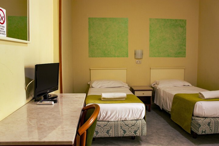 Room 20 of 79