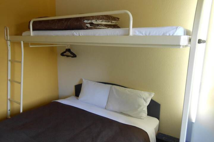 Room 10 of 61