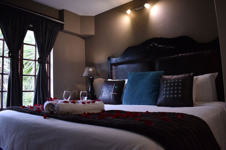 Room 15 of 90