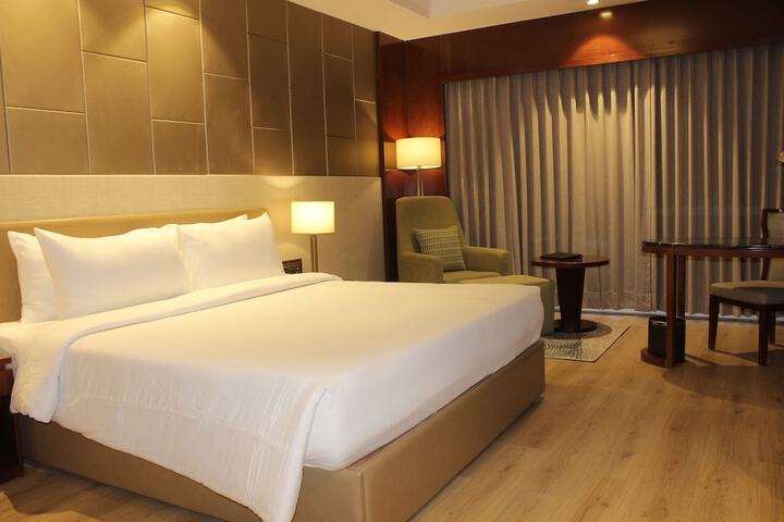 Room 19 of 119