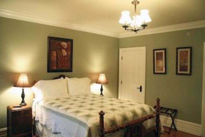 Room 41 of 100