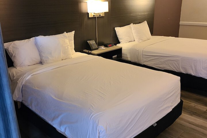 Room 15 of 38