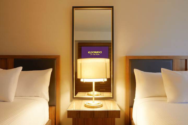 Deluxe Room 2 Queen Beds (17 of 19)