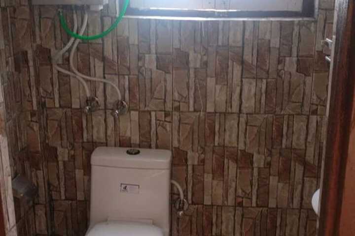 Room 10 of 15