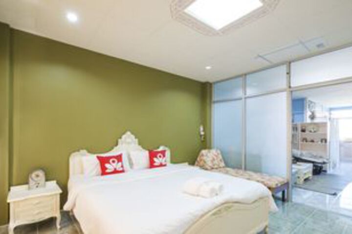 Room 19 of 31