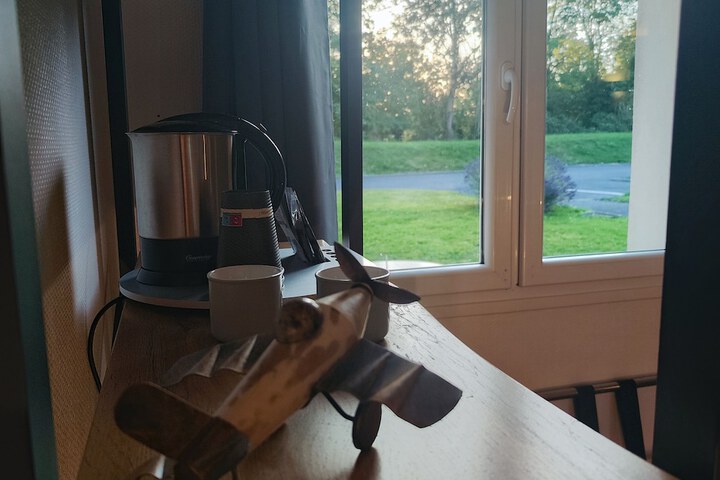 Room 4 of 64