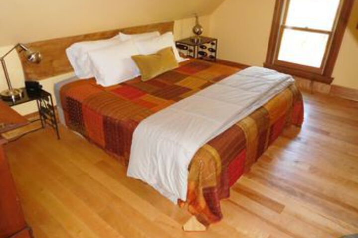 Room 44 of 120