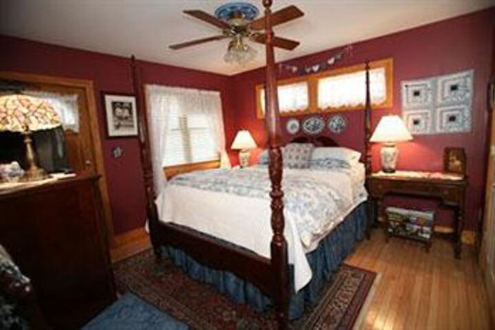 Room 44 of 94