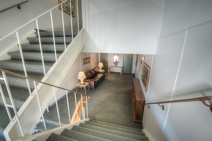 Hotel Interior 30 of 38