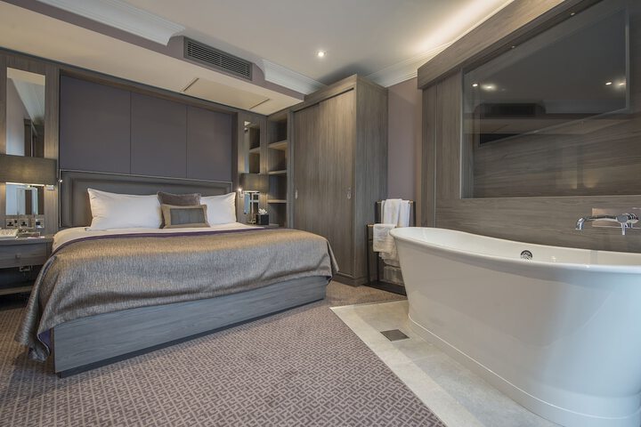 Room 20 of 114