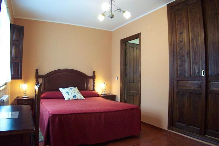 Room 12 of 37