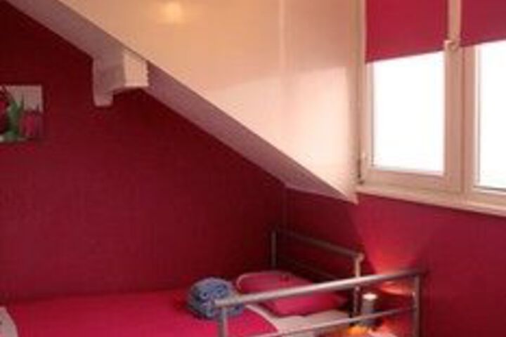Room 20 of 35