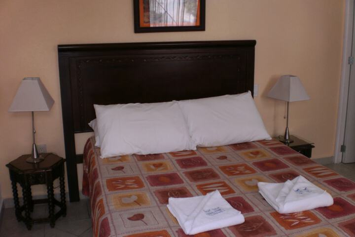 Room 8 of 86