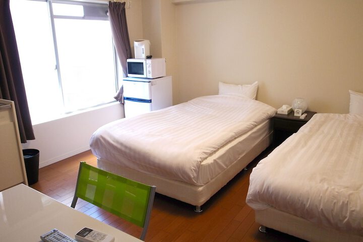 Room 2 of 15