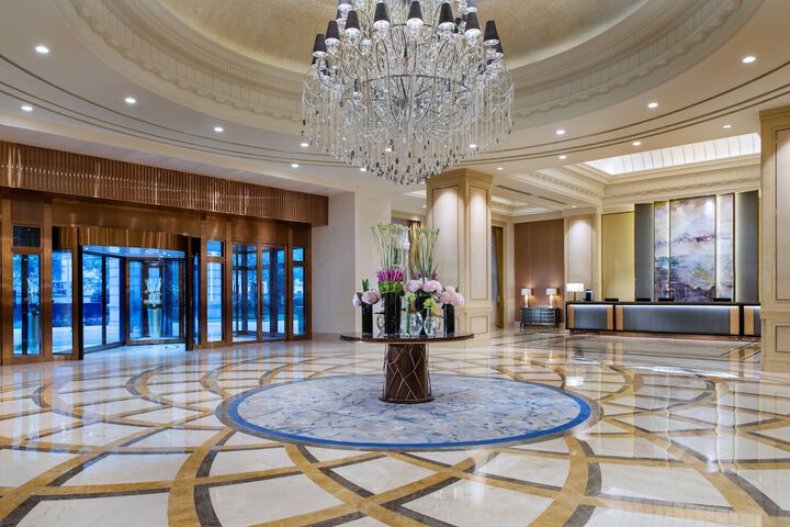Concierge desk