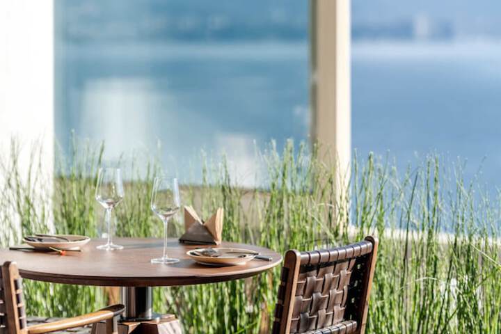 Dining 134 of 182