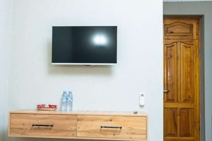 Room 37 of 132
