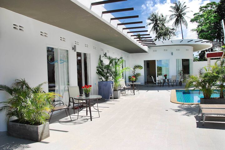 Terrace/Patio 23 of 32